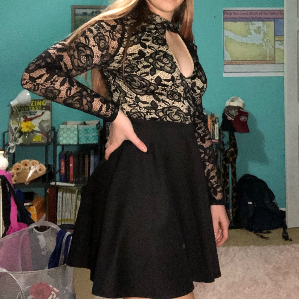 Black, lace dress